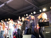 �_���X�}�[�P�b�g �E�B��